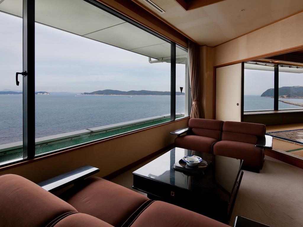 Wakayama Kada Onsen Kada Kaigetsu  Hotel Bagian luar foto
