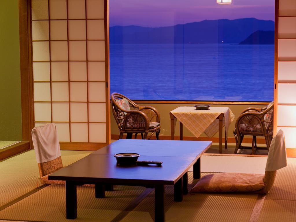 Wakayama Kada Onsen Kada Kaigetsu  Hotel Ruang foto